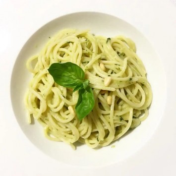 Pasta al pesto